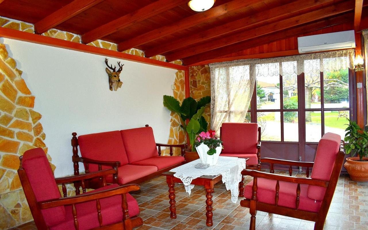 Relax Pozar Hotel Káto Loutrákion Buitenkant foto